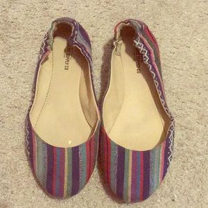 Canvas Flats